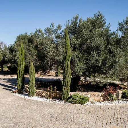 Mit Pool Und Grossem Garten Сasa de vacaciones